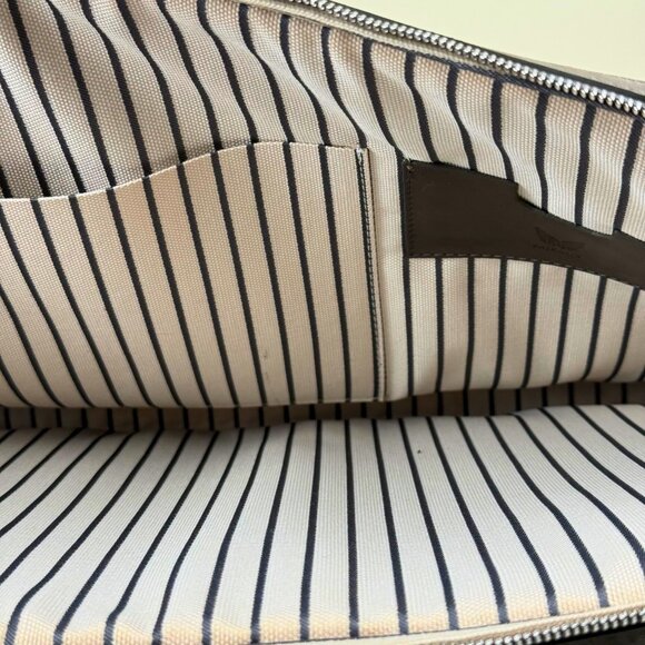 Mismo Leather Laptop Protector Gray Full Grain Leather Danish Design - Picture 3 of 7